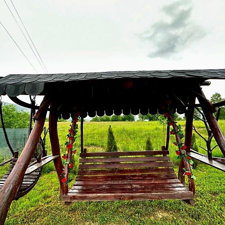 A-Frame Bucovina- Paradis Bucovinean Capu Cîmpului 外观 照片