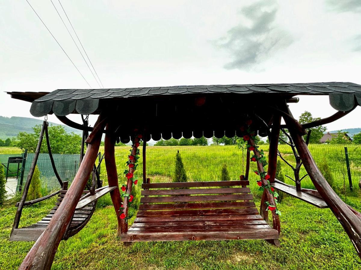 A-Frame Bucovina- Paradis Bucovinean Capu Cîmpului 外观 照片
